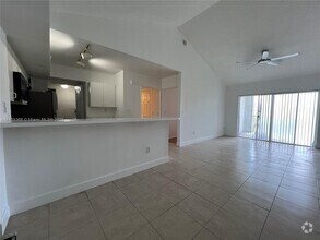 Building Photo - 2640 S University Dr