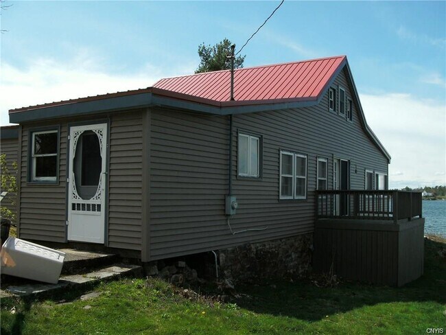 Building Photo - 47601 Dingman Point Rd