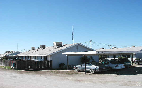 Building Photo - 14603 W Whitesbridge Ave