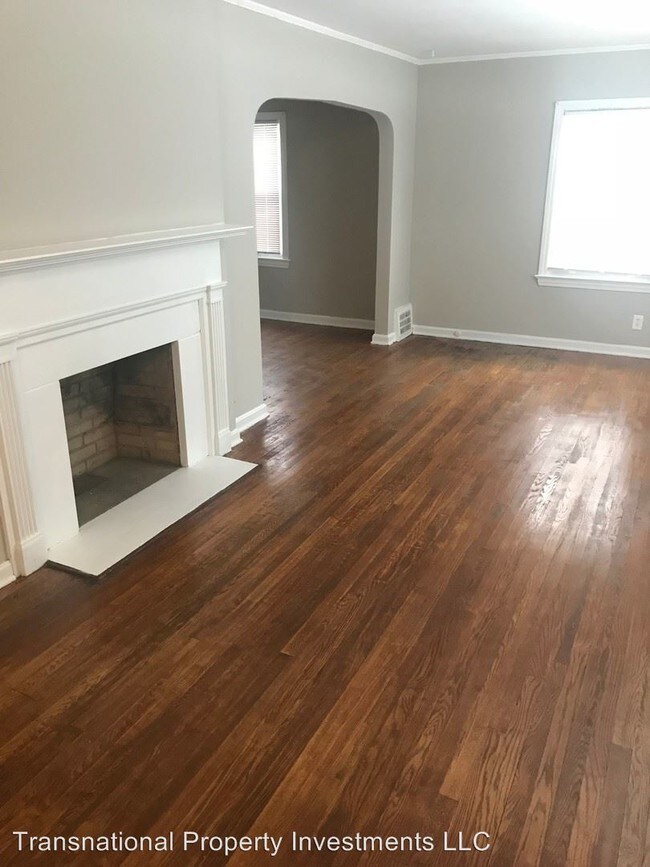 Building Photo - 4 br, 1.5 bath House - 17112 Throckley Ave.