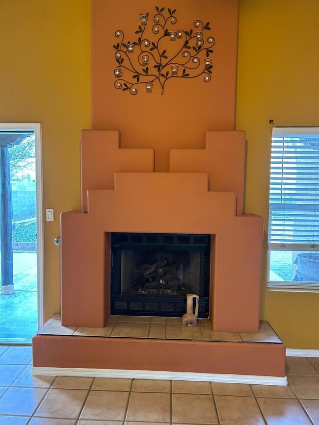 Building Photo - 3905 Sundrop Pl NW