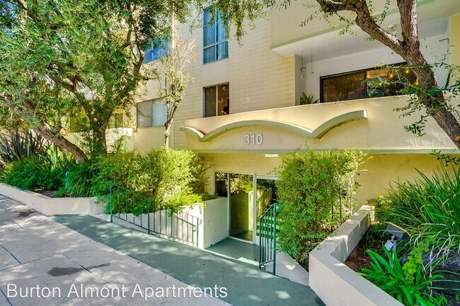 Foto del edificio - 310 S Almont Dr