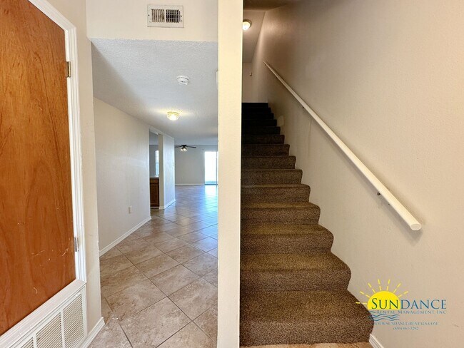 Foto del edificio - Great 3 Bedroom Townhouse in Fort Walton B...