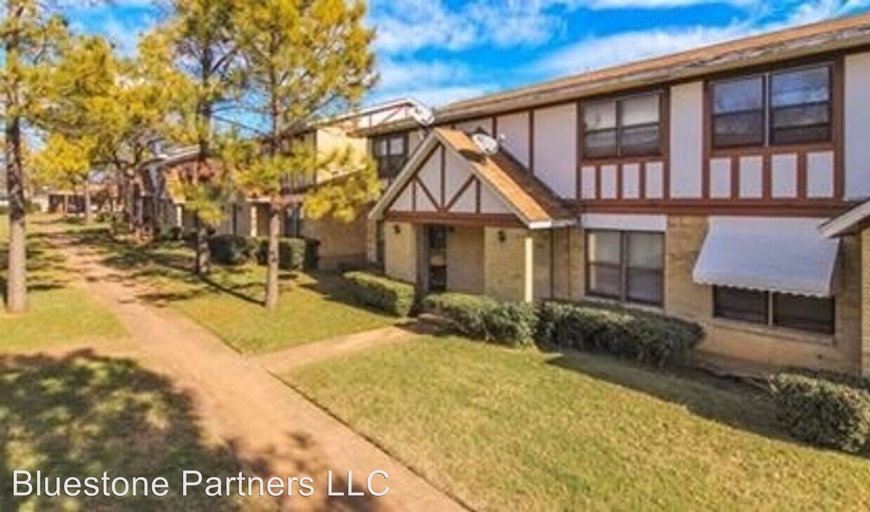 1905 W Morton St, Denison, TX 75020 Room for Rent in Denison, TX