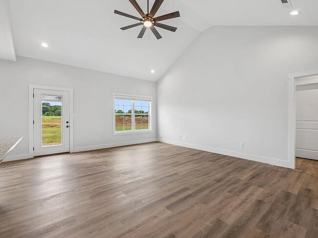 Foto del edificio - 2625 Scottsville Rd