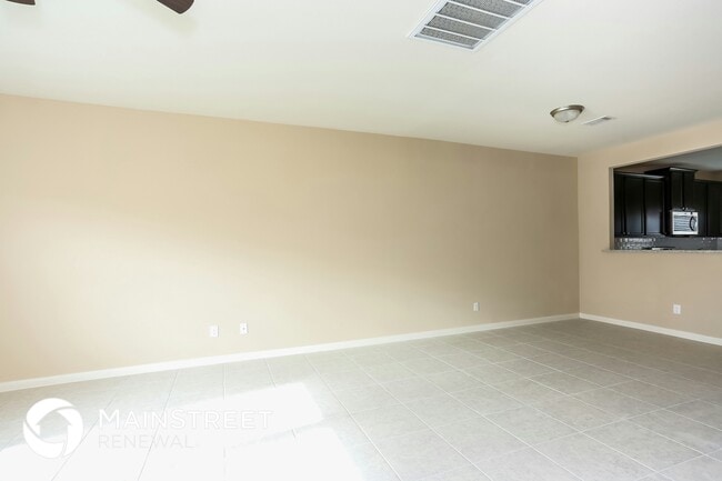 Foto del edificio - 1421 Park Trails Blvd