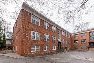 Building Photo - 330 Chisholm Ave