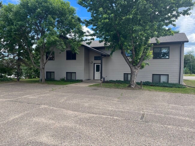 Building Photo - 13377 Cypress Dr
