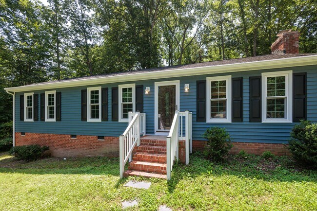 Foto del edificio - 3 Bedroom Home in Chesterfield County ***Available August 2026**