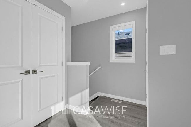 Photo du bâtiment - 3270 Dallas Schmidt Dr NW