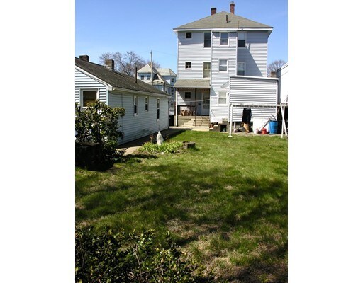 Building Photo - 16 Larrabee Ave