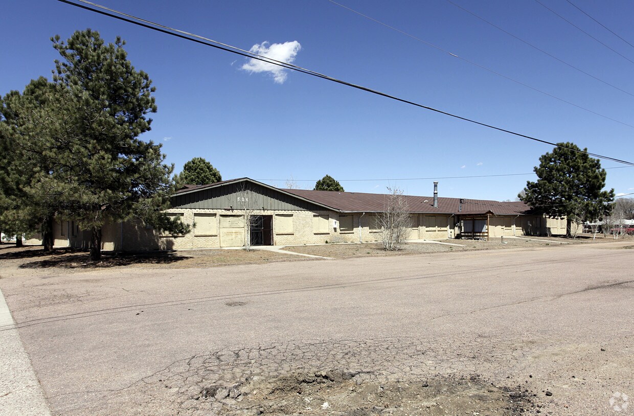 Primary Photo - 508 building