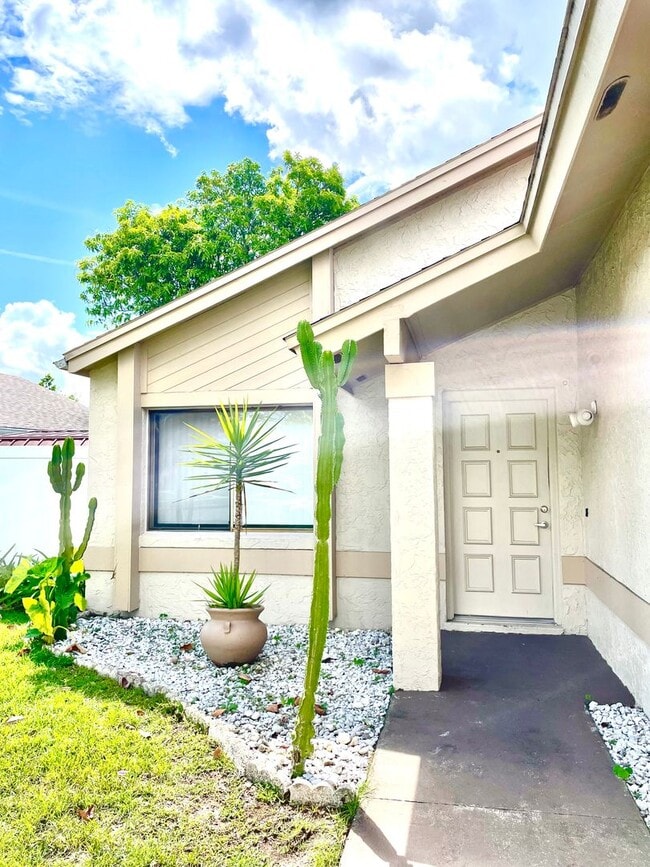 Photo - 11451 Darlington Dr House