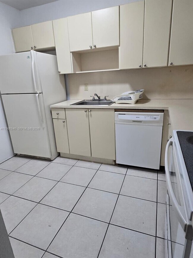 Foto del edificio - 9972 SW 88th St