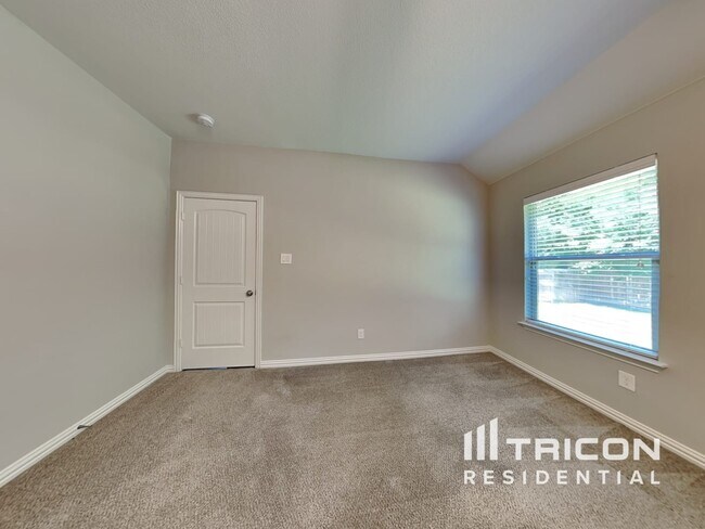 Building Photo - 7432 Durness Dr