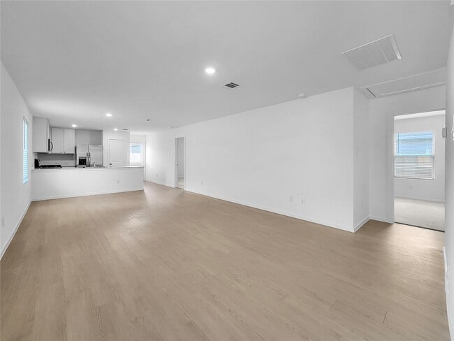 Building Photo - 14611 S Ascot Bnd Cir