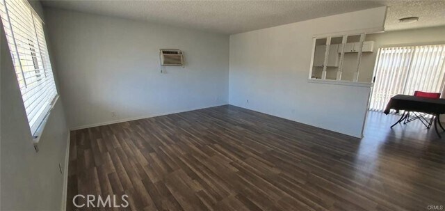 Building Photo - 20221 Zuni Rd