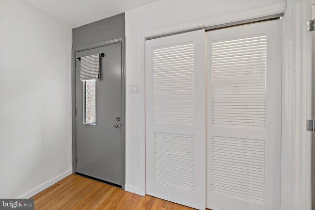 Foto del edificio - 130 Spruce St