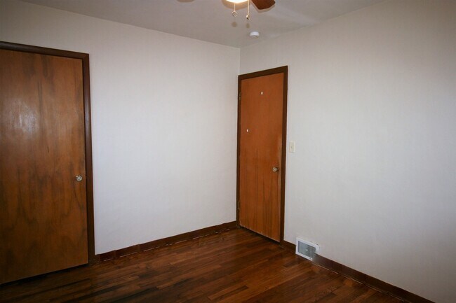 Foto del edificio - Cozy 3 bedroom home in Bettendorf-6 month lease option
