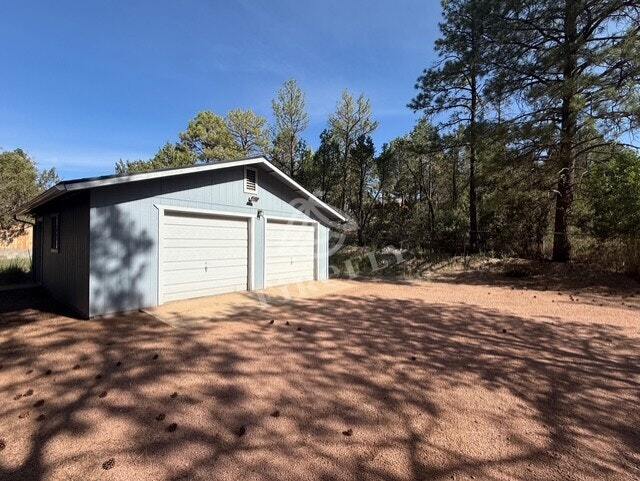 Foto del edificio - 2058 Pinehaven Ln