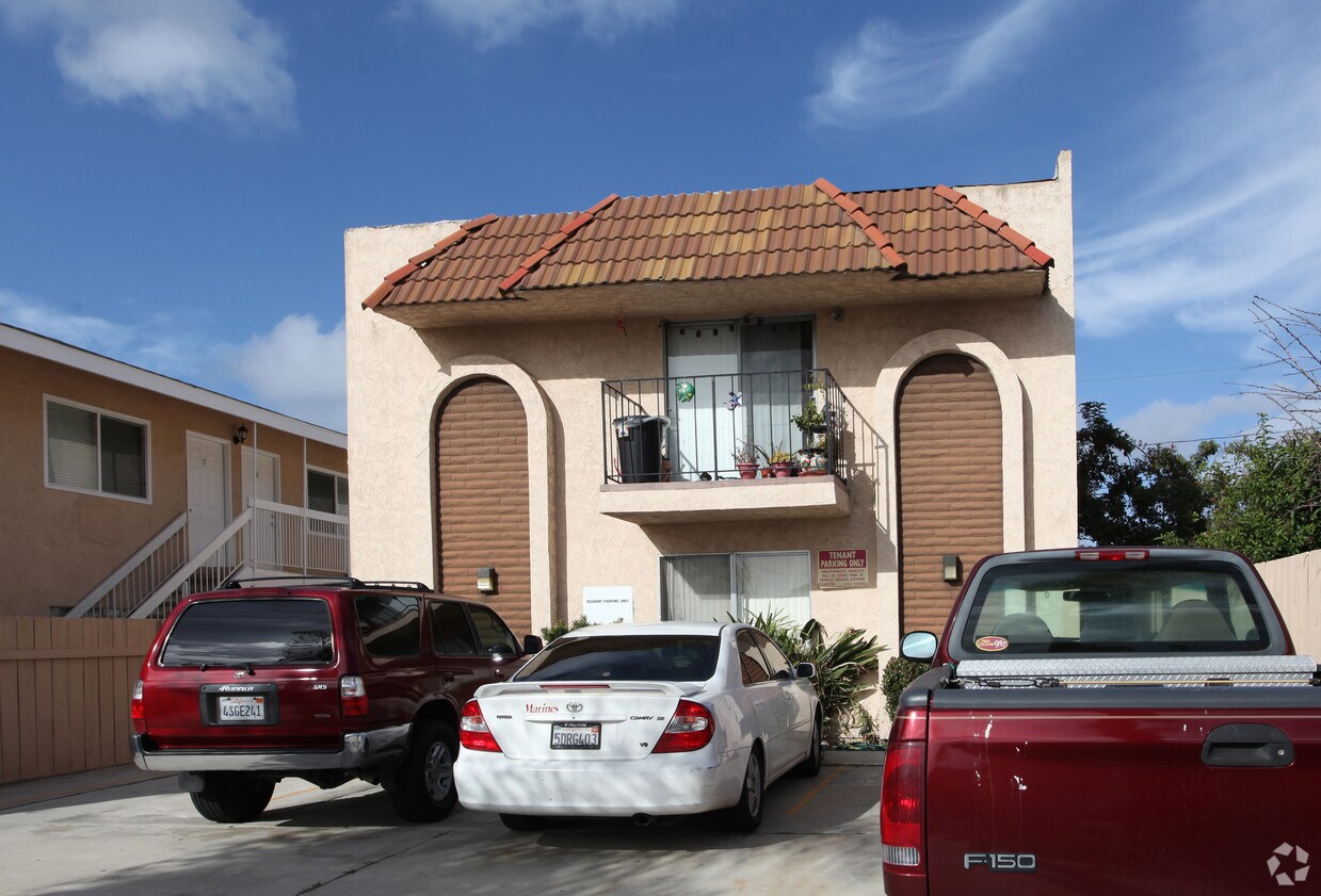Building Photo - 3036 C St