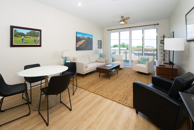 Foto del edificio - The Clubhouse at Riverside Village