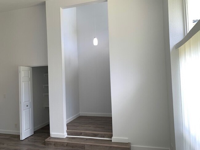 Foto del edificio - Kamiloiki Estates - 3 bedrooms, 2 bath home (single level) with garage - Avail now!