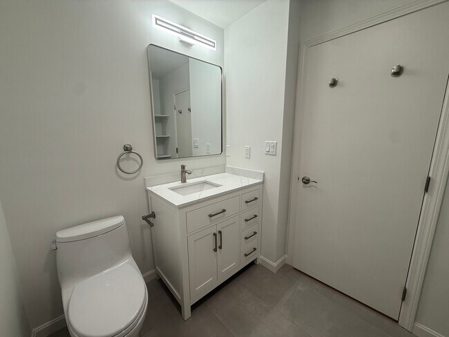 Photo - 105 Beaconsfield Rd (Brookline, MA) Townhome