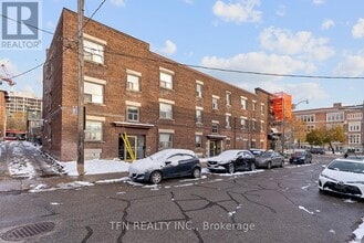 Building Photo - 5 Crang Ave