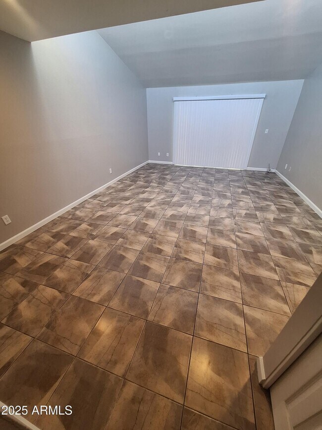 Foto del edificio - 2940 N 38th St