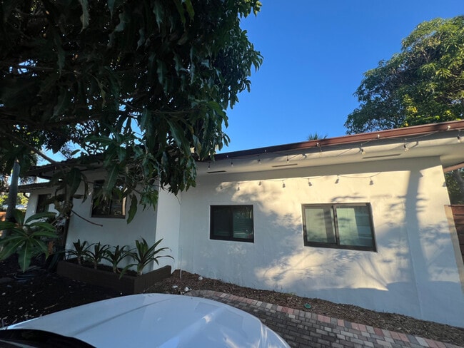 Foto del edificio - 3371 SW 22nd St