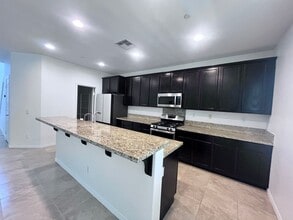 Building Photo - 4040 Obsidian Rd