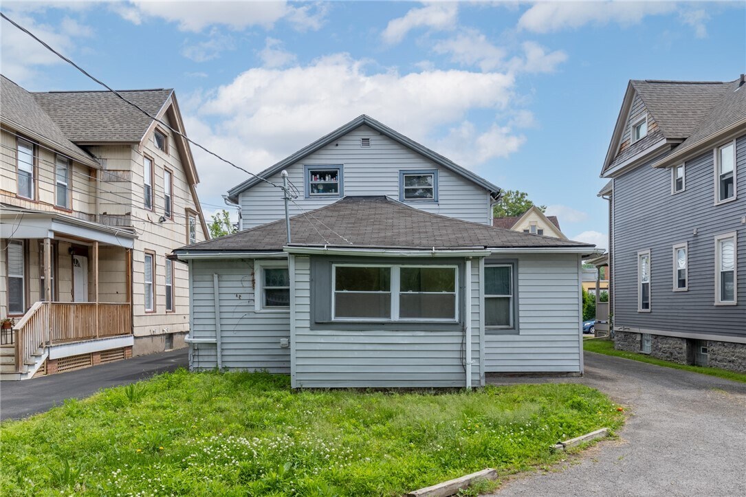 Primary Photo - 675 S Clinton Ave