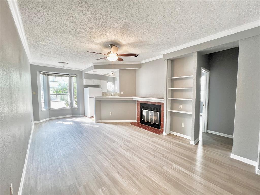 Foto principal - 3111 Tom Green St