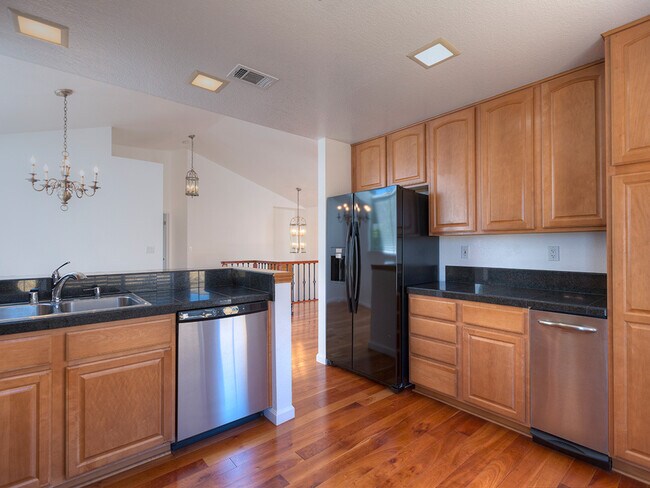 Foto del edificio - Delightful 3 Bedroom, 2 bath, Community Pool & Tennis, West Danville!