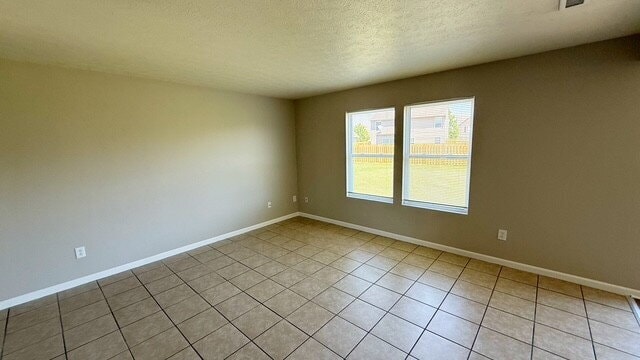 Photo - SOUTHEAST SIDE NEWER 4BR/2.5BA HOME AVAILABLE NOW!