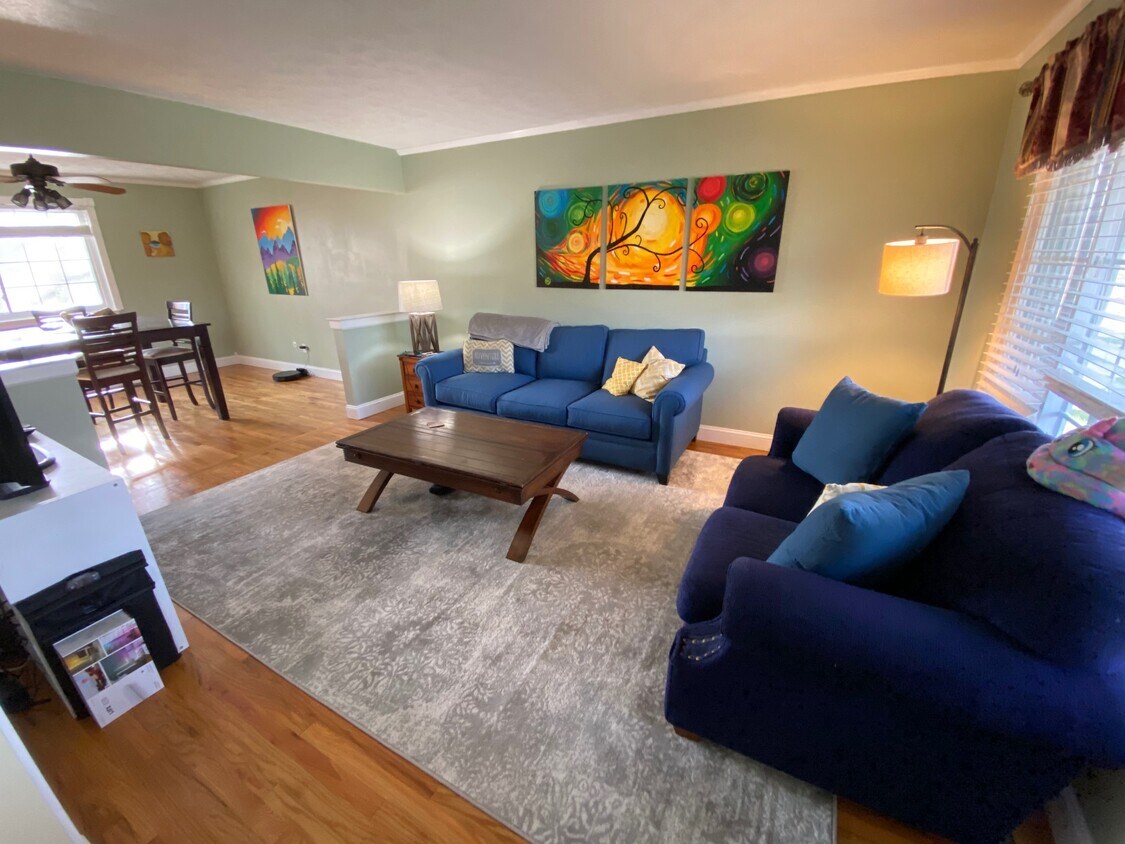 Foto del edificio - 1351 N Huron River Dr