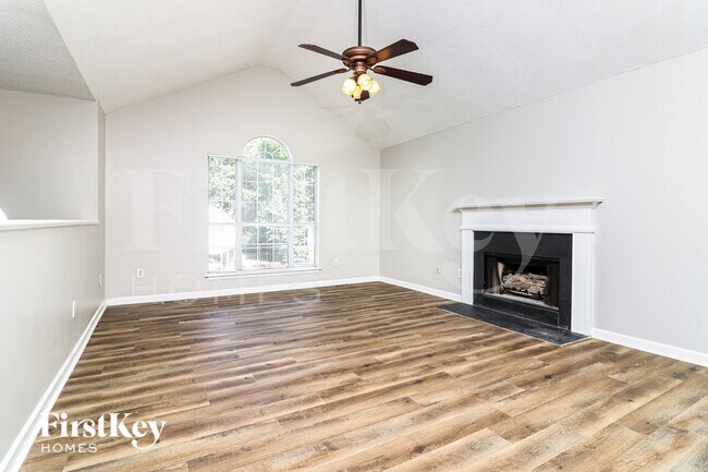 Foto del edificio - 4173 Rhinehart Dr
