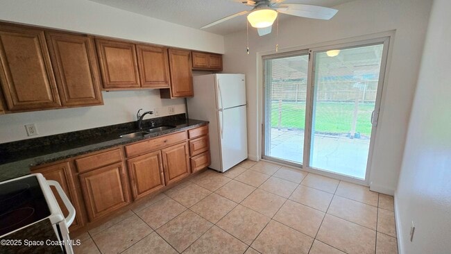 Foto del edificio - 535 Lee Ave