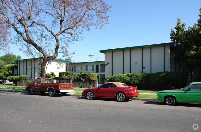 Building Photo - Stuart Grove Apartments