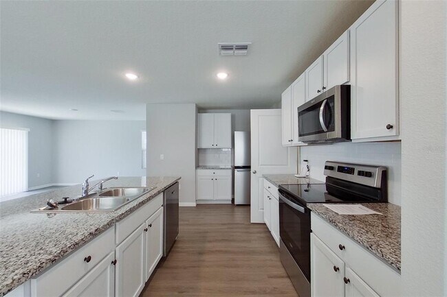 Foto del edificio - 8602 SW 43rd Ter