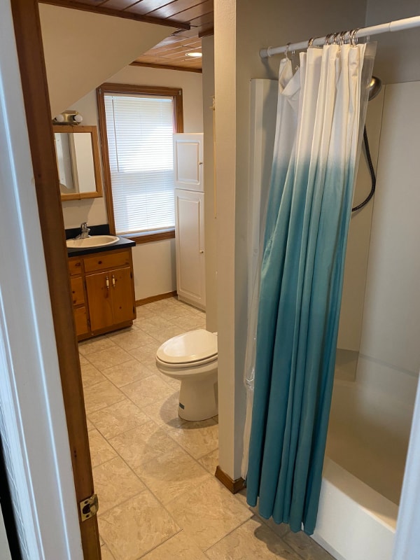 Building Photo - 166 Newland Ave