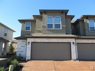 Building Photo - 13400 Briarwick Dr