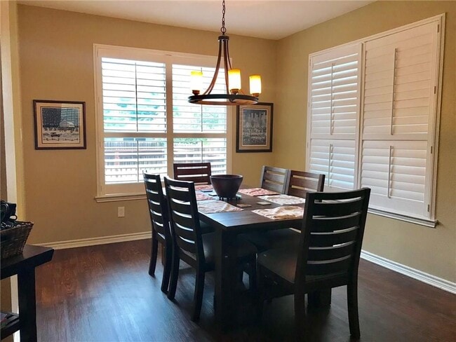 Foto del edificio - 5910 Blanco River Pass