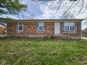 Building Photo - 114 Birch Dr