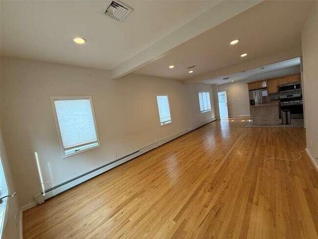 Foto del edificio - 512 E Penn St