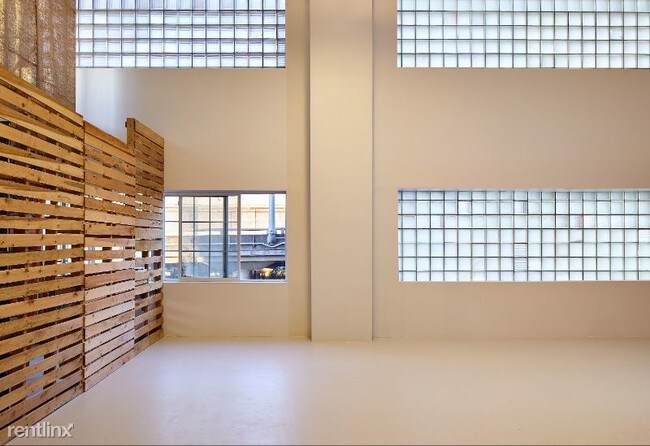 Foto del edificio - 3150 Airport Way S