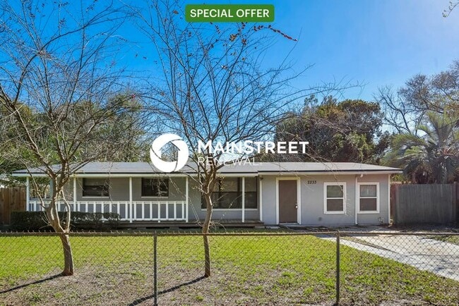 3 Bedroom Pet-Friendly Home in Jacksonvill... - 3 Bedroom Pet-Friendly Home in Jacksonvill...
