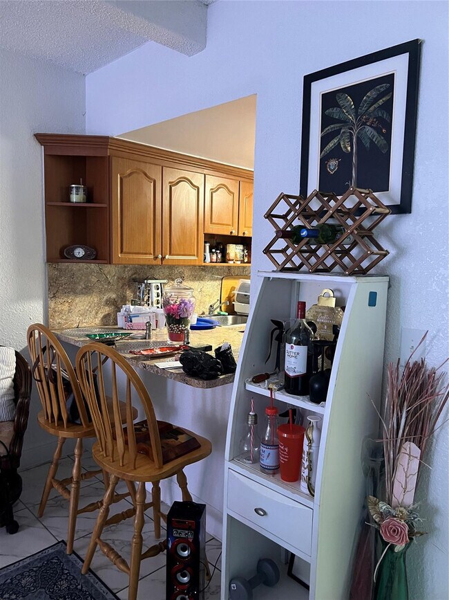 Foto del edificio - 2910 NW 56th Ave