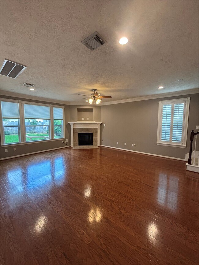 Foto del edificio - 951 Lamonte Ln